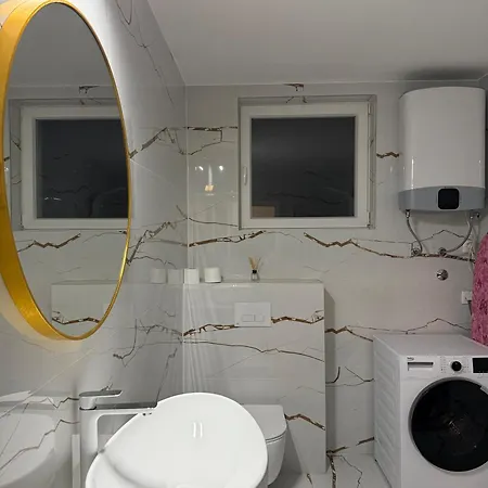 Appartamento Luxury Oasis With Private Pool & Parking